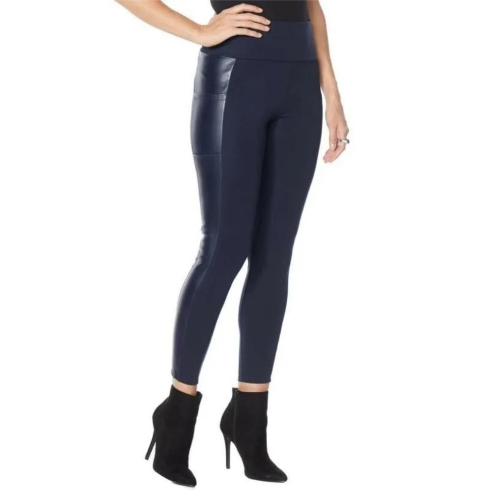 🦋G by Giuliana Sculpt Faux Leather Pants🦋